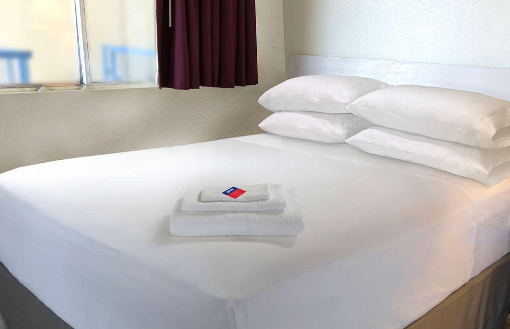 Americas Best Value Inn Gallup Room photo