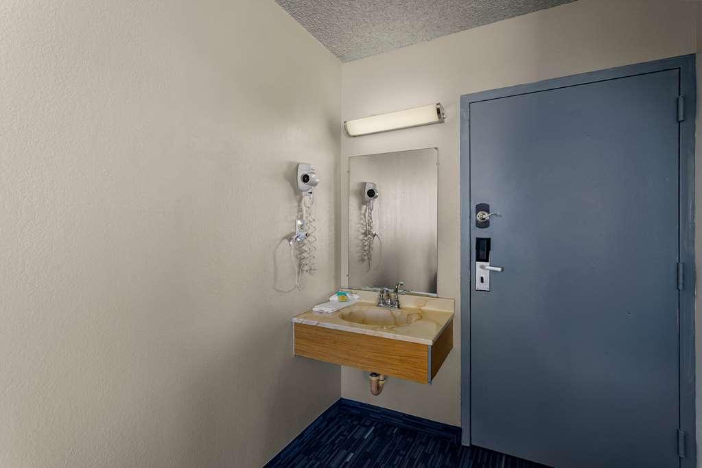 Americas Best Value Inn Gallup Room photo