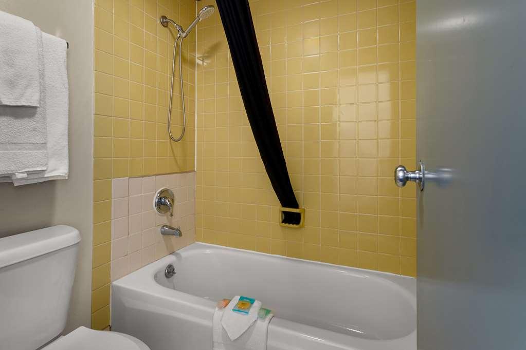 Americas Best Value Inn Gallup Room photo